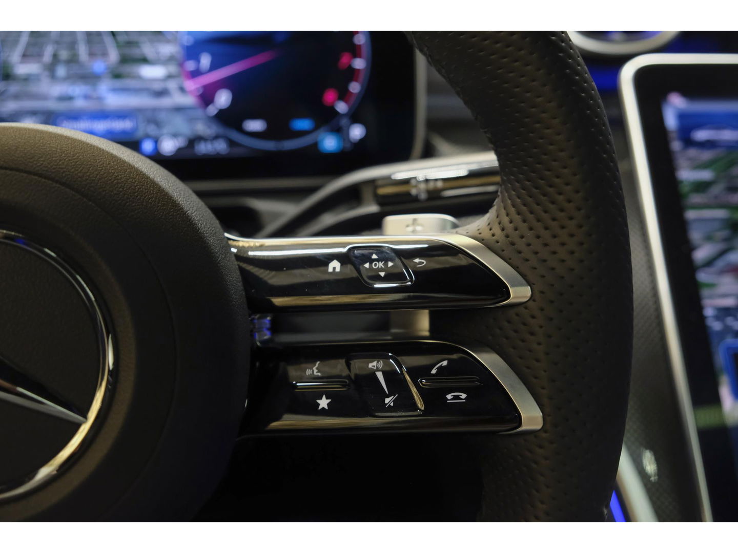Mercedes-Benz CLE Coupé CLE200 AMG 204pk Panoramadak Night pakket *DIRECT RIJDEN* Burmester 3d *BTW* MBUX Distronic Sportsound 20" LMV