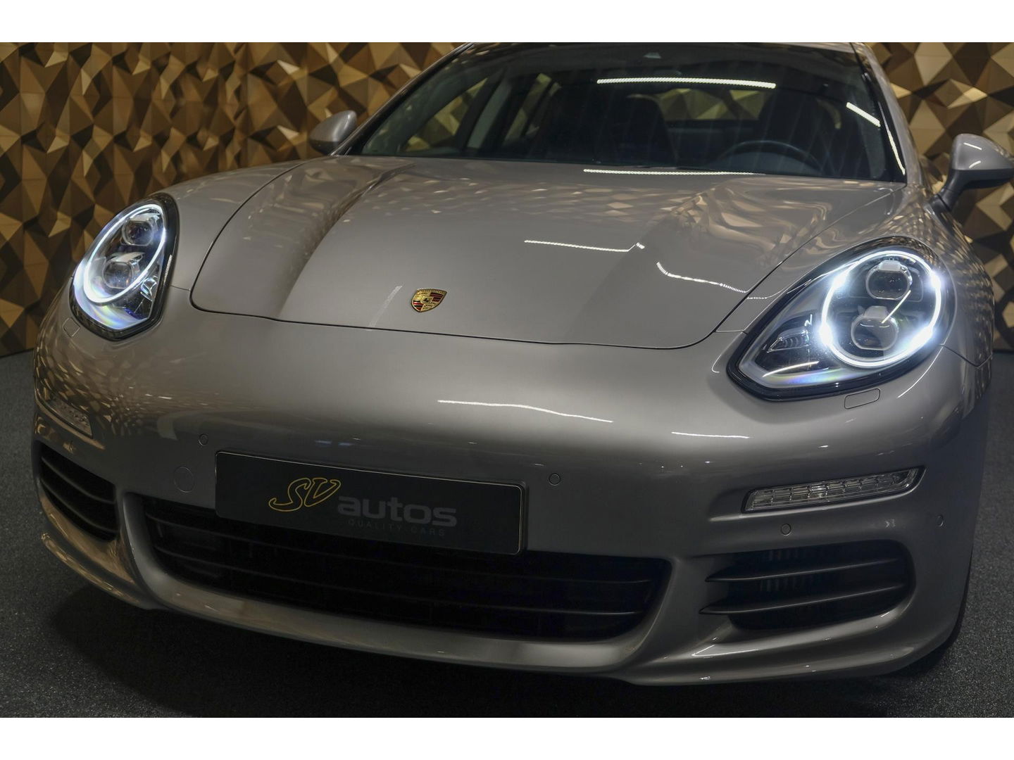 Porsche Panamera 3.0 S 421pk Facelift Schuifdak Stoelkoeling Luchtvering Bose LED lampen 20" LMV Navigatie Camera Elektrische klep