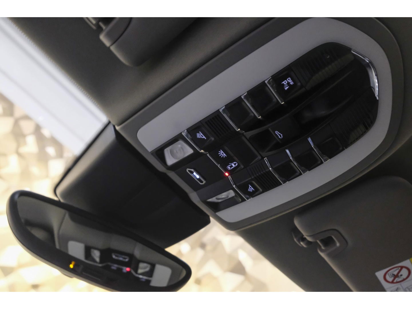 Porsche Panamera 3.0 S 421pk Facelift Schuifdak Stoelkoeling Luchtvering Bose LED lampen 20" LMV Navigatie Camera Elektrische klep