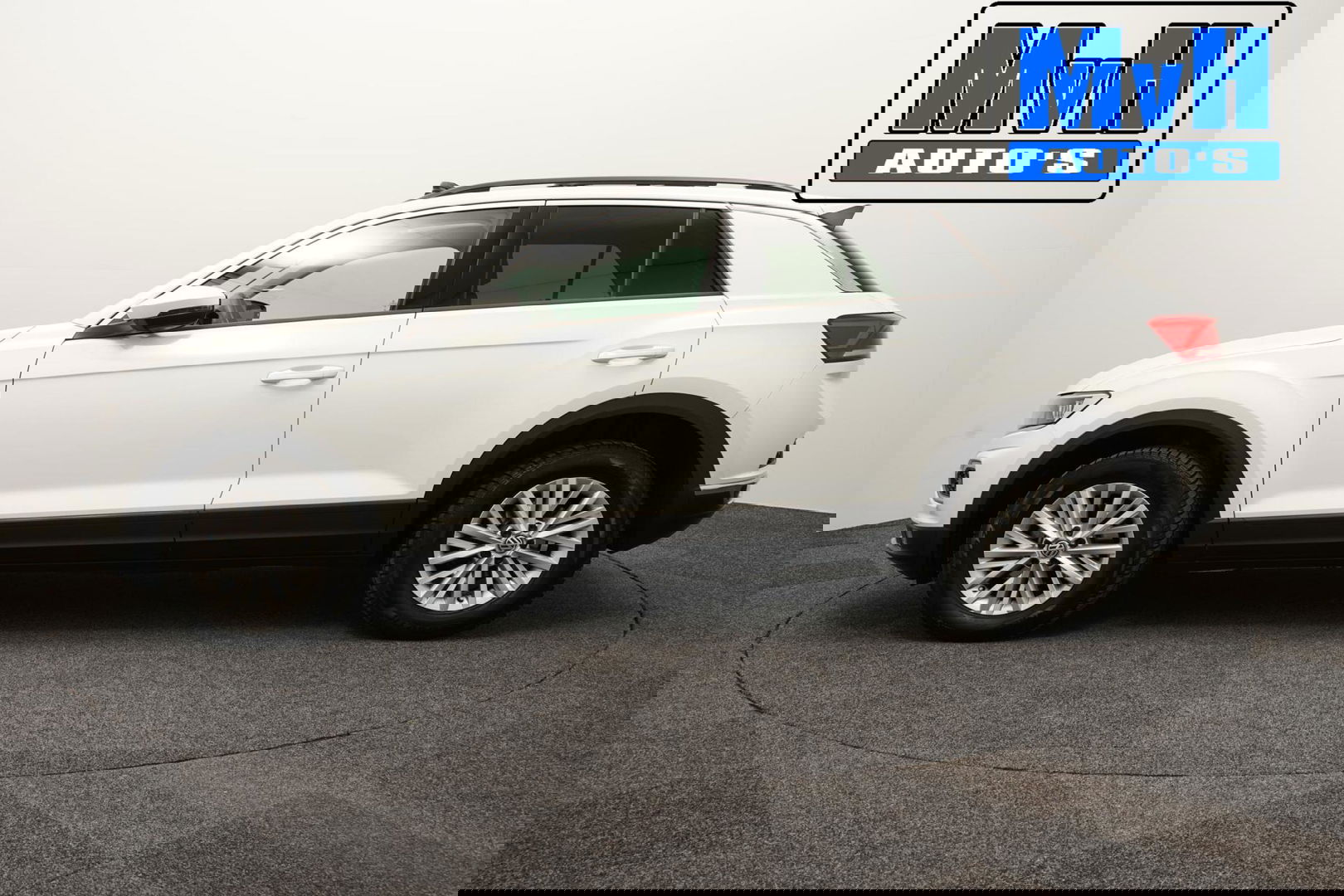Volkswagen T-Roc 1.0 TSI Style 140PK|PANO|LED|TREKH|STOELVERW.