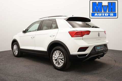 Volkswagen T-Roc 1.0 TSI Style 140PK|PANO|LED|TREKH|STOELVERW.