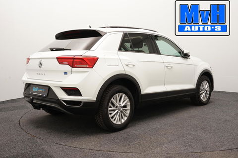 Volkswagen T-Roc 1.0 TSI Style 140PK|PANO|LED|TREKH|STOELVERW.
