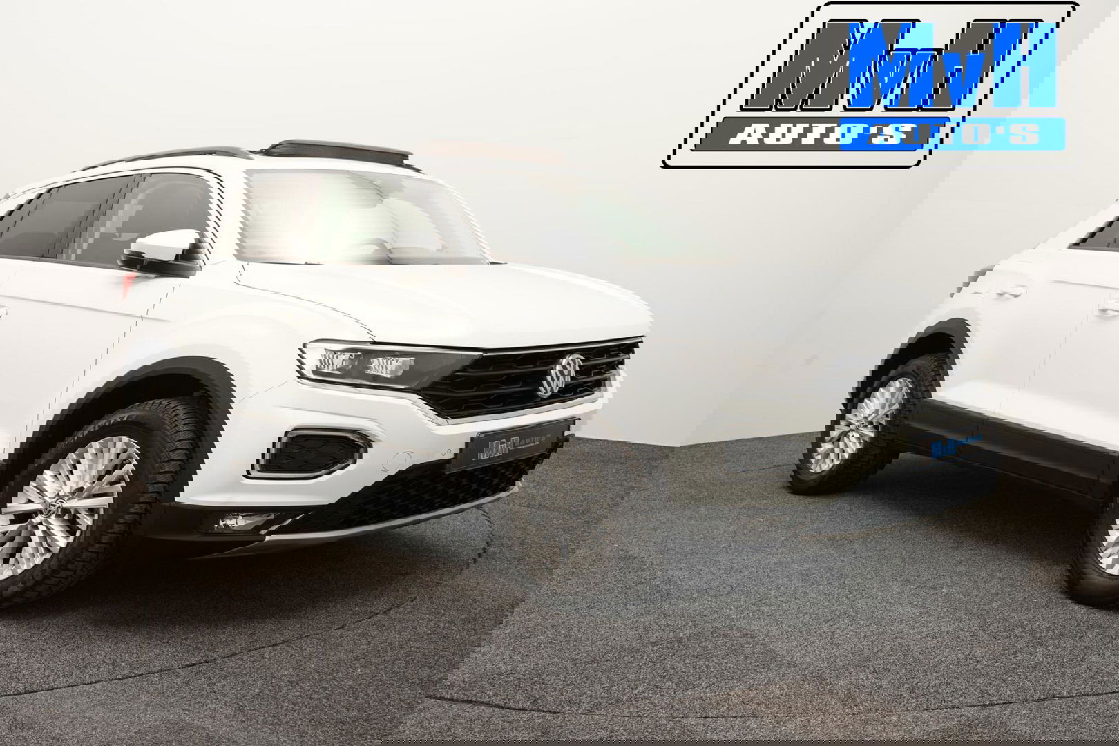 Volkswagen T-Roc 1.0 TSI Style 140PK|PANO|LED|TREKH|STOELVERW.