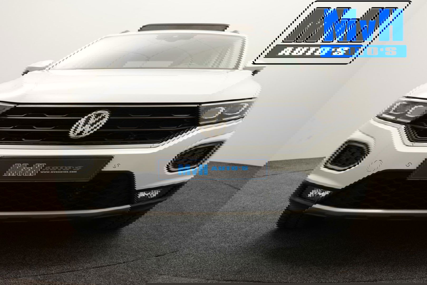 Volkswagen T-Roc 1.0 TSI Style 140PK|PANO|LED|TREKH|STOELVERW.