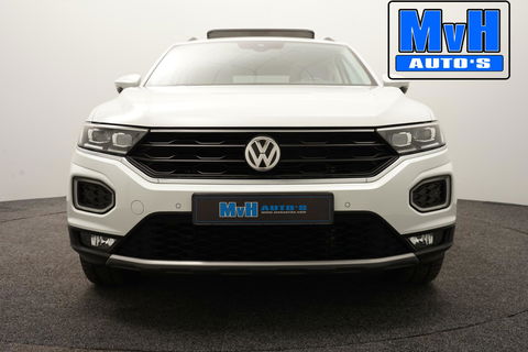 Volkswagen T-Roc 1.0 TSI Style 140PK|PANO|LED|TREKH|STOELVERW.