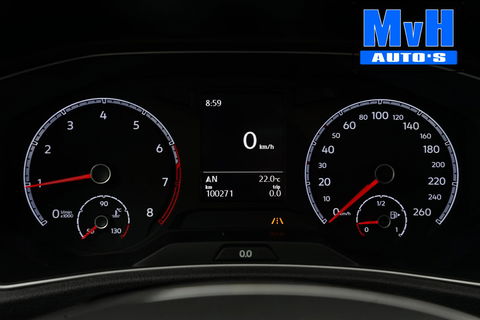 Volkswagen T-Roc 1.0 TSI Style 140PK|PANO|LED|TREKH|STOELVERW.