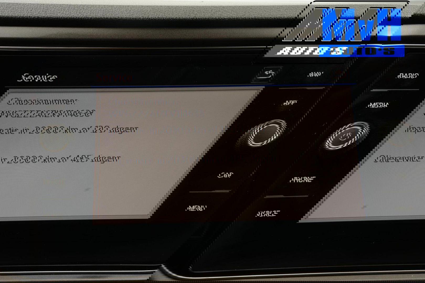 Volkswagen T-Roc 1.0 TSI Style 140PK|PANO|LED|TREKH|STOELVERW.