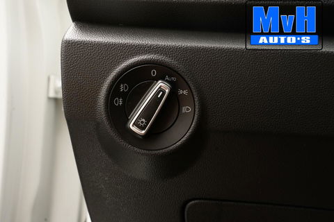 Volkswagen T-Roc 1.0 TSI Style 140PK|PANO|LED|TREKH|STOELVERW.