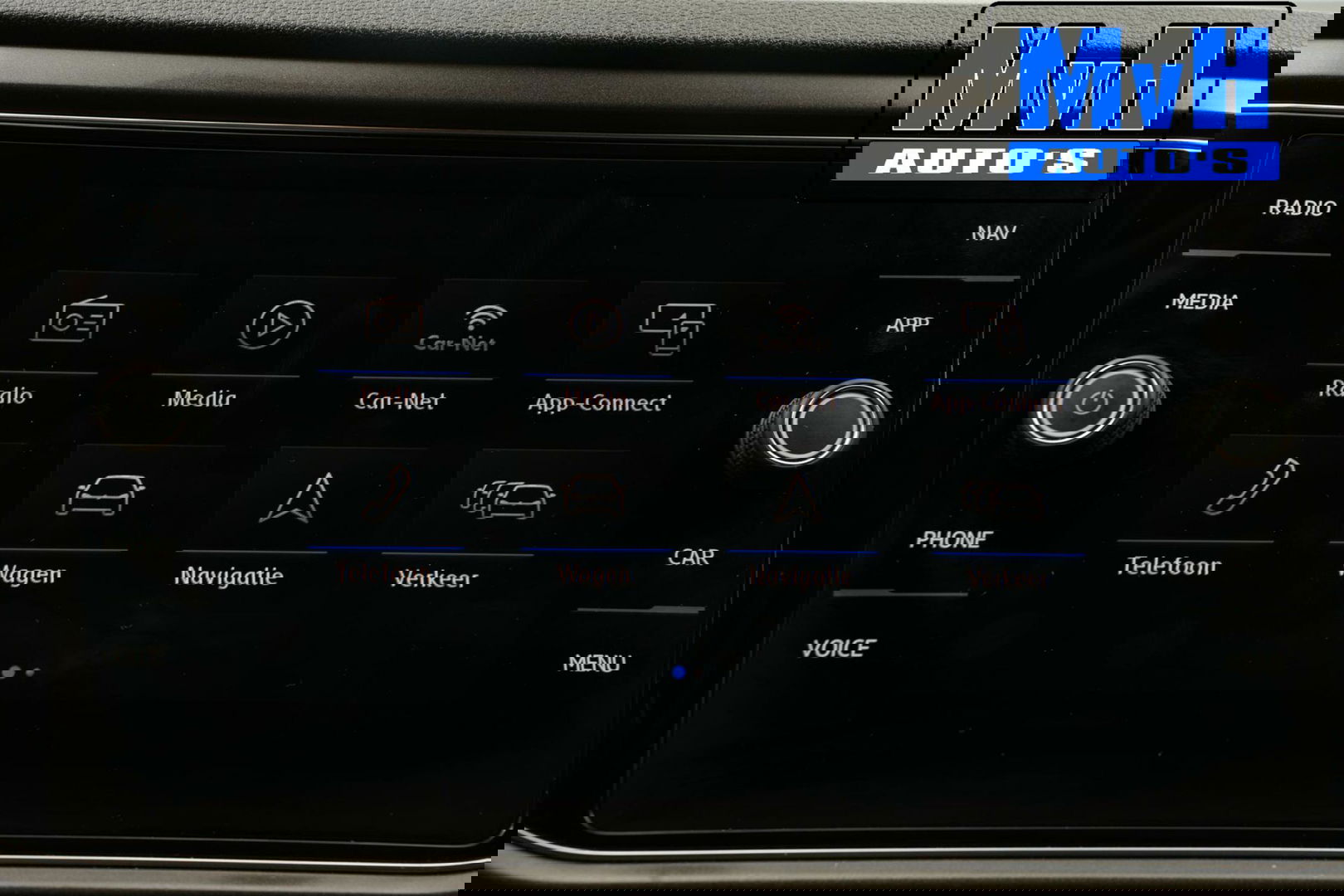 Volkswagen T-Roc 1.0 TSI Style 140PK|PANO|LED|TREKH|STOELVERW.