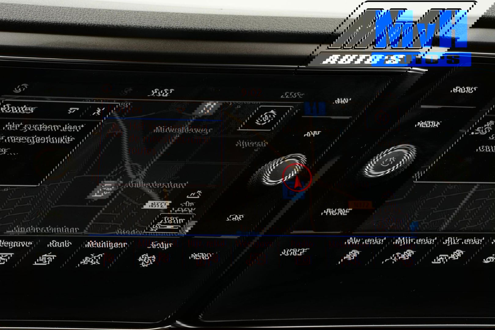 Volkswagen T-Roc 1.0 TSI Style 140PK|PANO|LED|TREKH|STOELVERW.