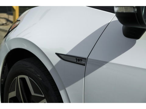 Volkswagen ID.3 204pk First Plus *BTW* Matrix led Navigatie Stoelverwarming Carplay NLauto Adaptive cruise