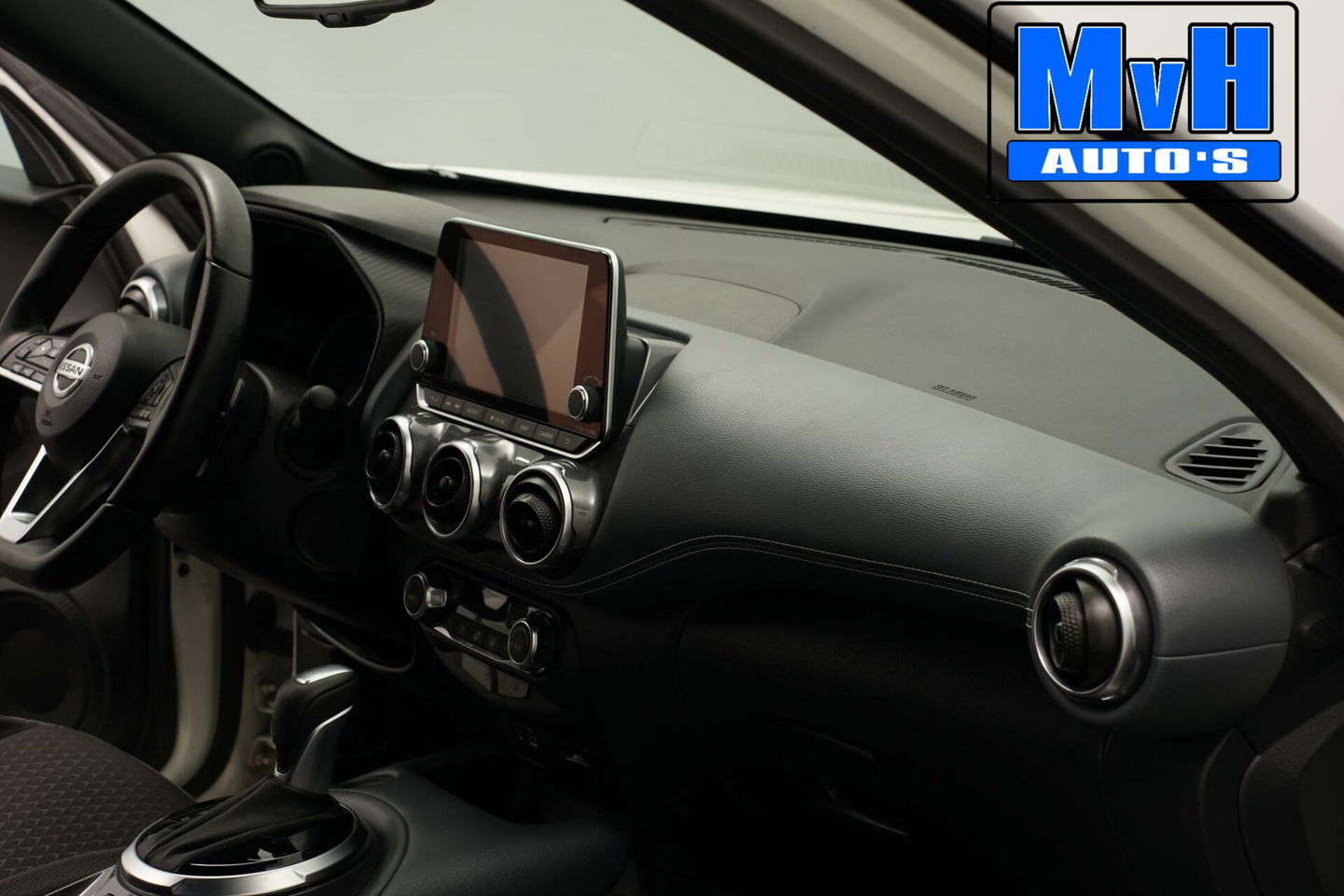 Nissan Juke 1.0 DIG-T N-Connecta|CAMERA|SPORTSTOEL|STOELVERW.