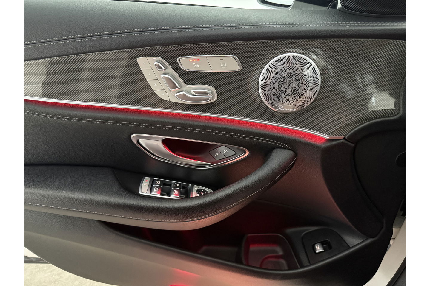 Mercedes-Benz E-Klasse 300 AMG 245PK Burmester Sfeer LED 360Camera Carplay Memory Virtual Clima Cruise Navi PDC 19"LMV