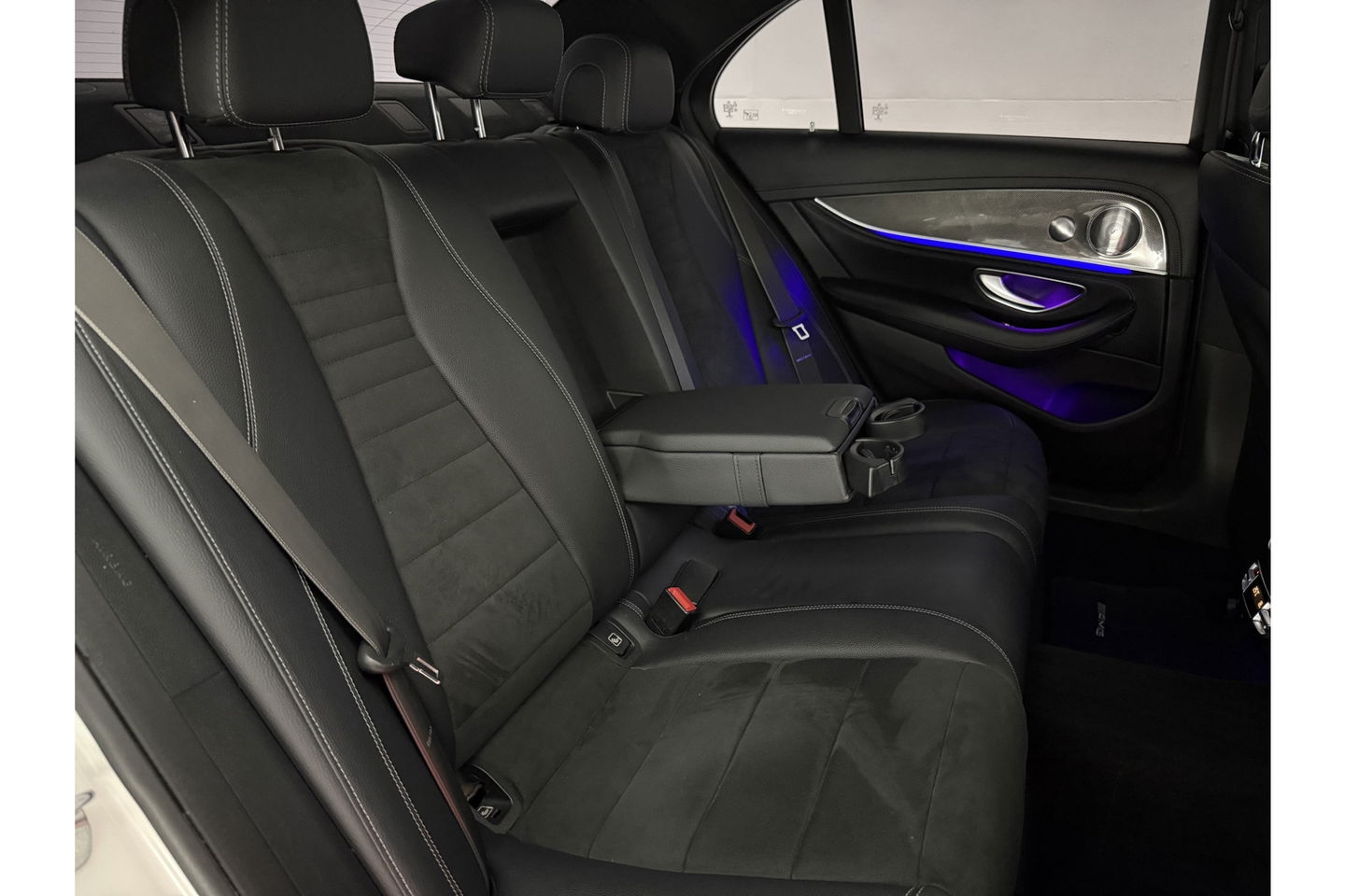 Mercedes-Benz E-Klasse 300 AMG 245PK Burmester Sfeer LED 360Camera Carplay Memory Virtual Clima Cruise Navi PDC 19"LMV