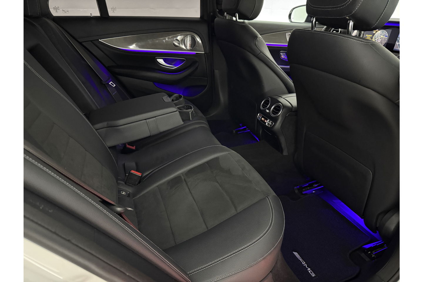 Mercedes-Benz E-Klasse 300 AMG 245PK Burmester Sfeer LED 360Camera Carplay Memory Virtual Clima Cruise Navi PDC 19"LMV