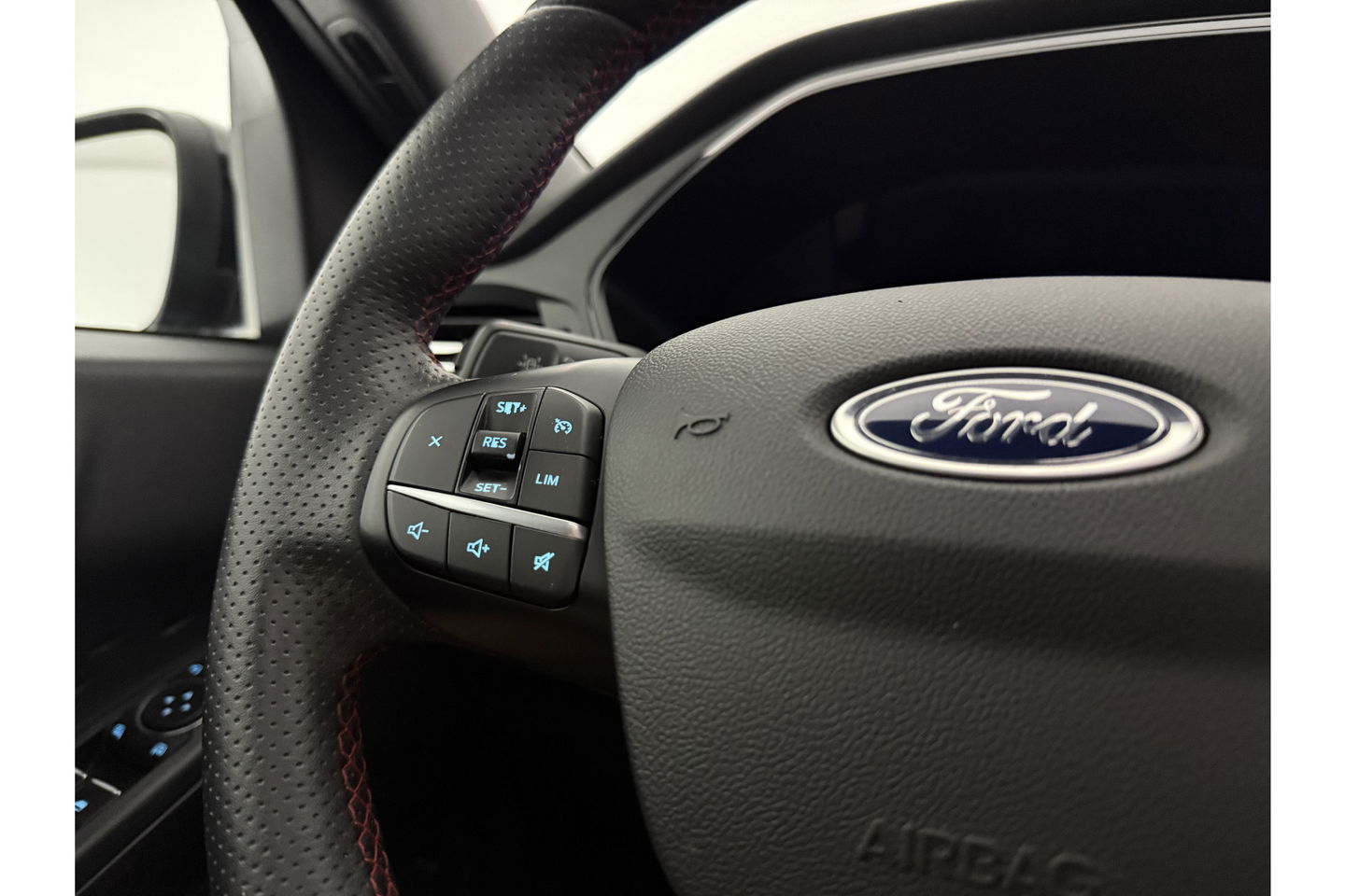 Ford Kuga 2.5 PHEV 209PK ST-Line X Pano Bang&Olufson Virtual LED Trekhaak Camera Carplay Clima Cruise Navi PDC Leder 18"LMV