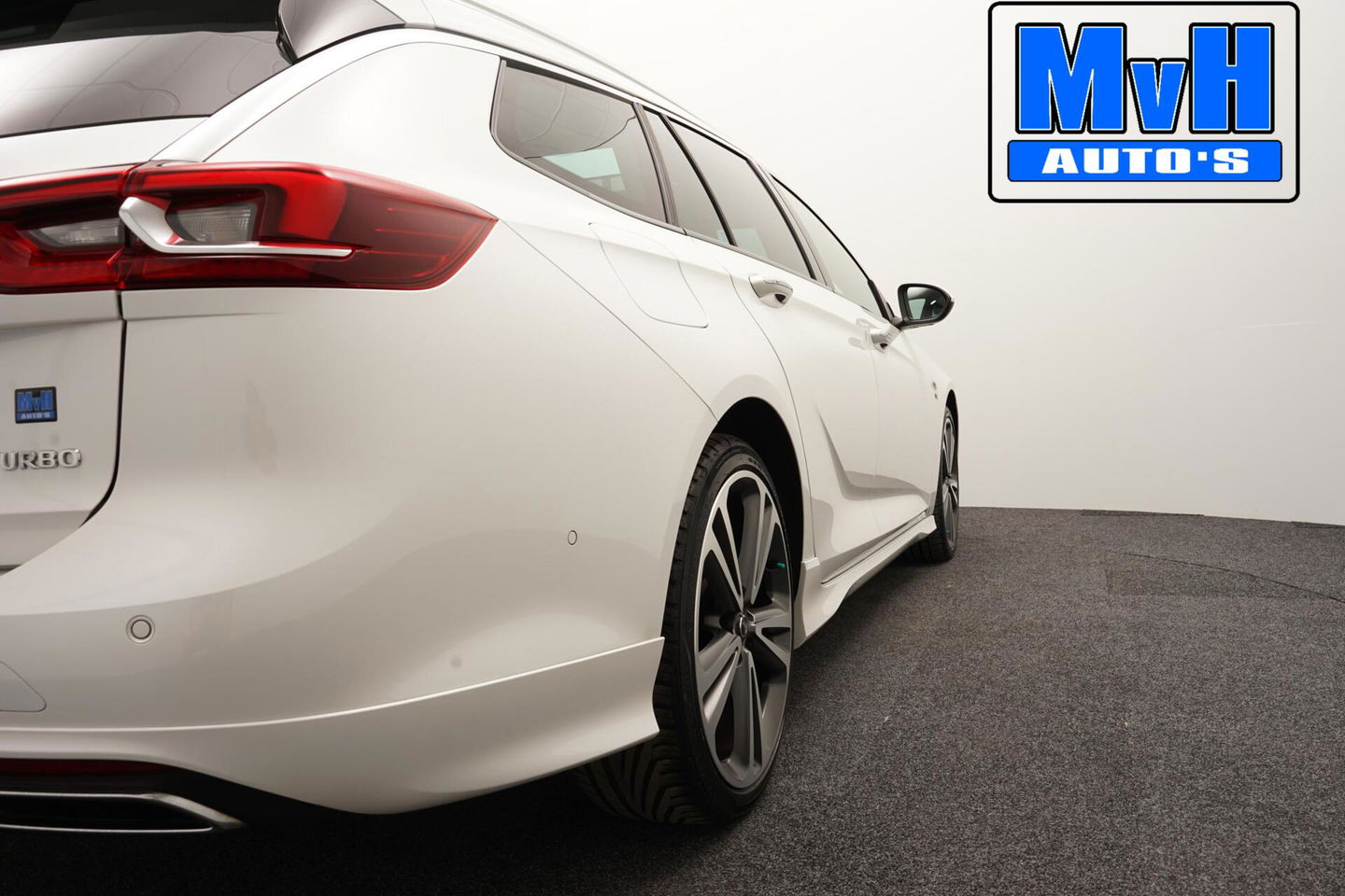 Opel Insignia Sports Tourer 1.5 Turbo Innovation|OPC Line|FULL OPTIONS!