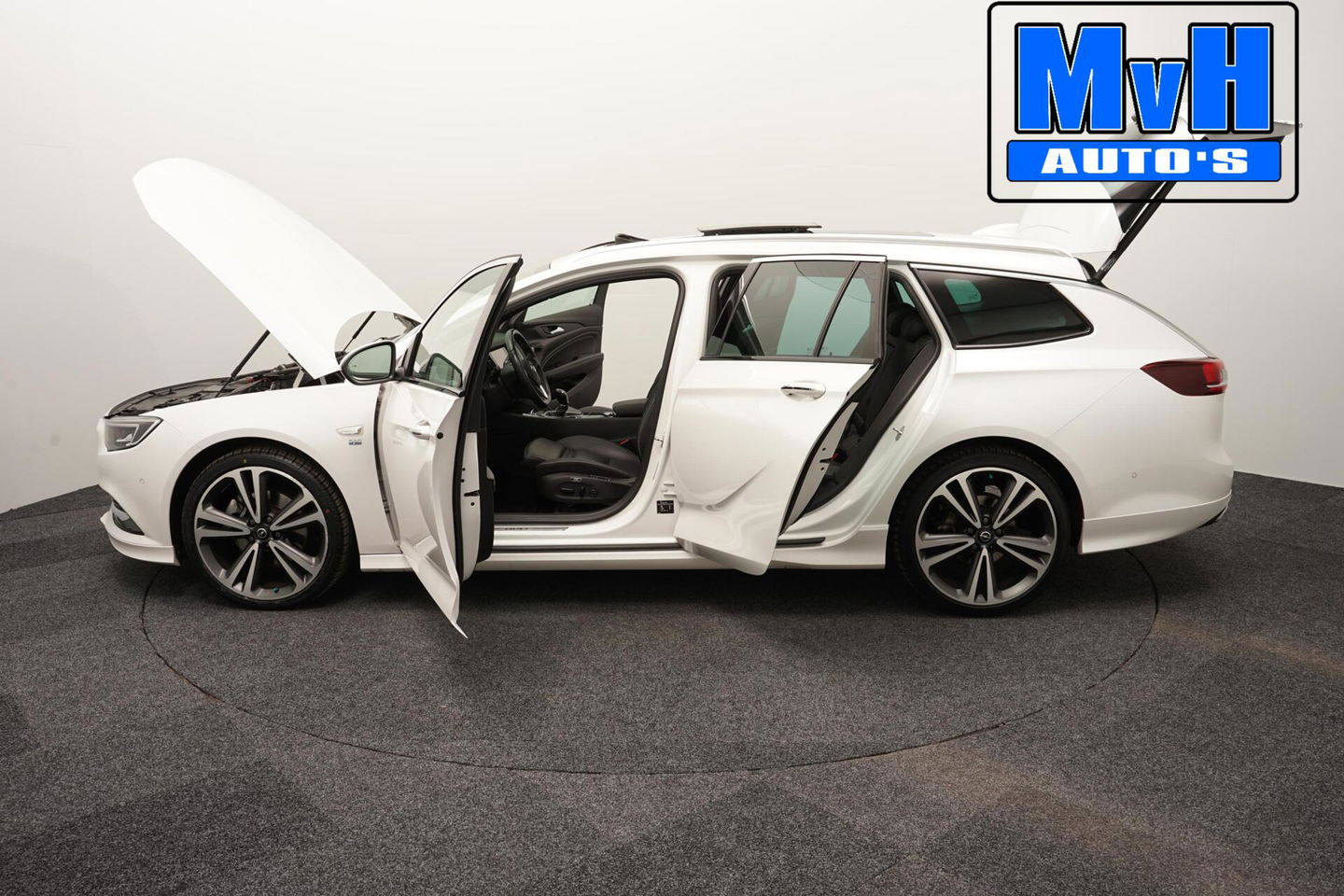 Opel Insignia Sports Tourer 1.5 Turbo Innovation|OPC Line|FULL OPTIONS!