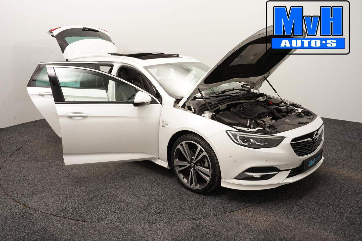 Opel Insignia Sports Tourer 1.5 Turbo Innovation|OPC Line|FULL OPTIONS!