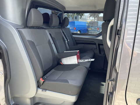 Fiat Talento 2.0 MultiJet 145pk L2H1 Business Pro DC 5 persoons / vaste prijs rijklaar € 20.950 ex btw / lease vanaf € 342 / airco / cruise / camera / trekhaak / grijs metallic / euro 6 / bpm vrij