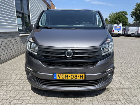 Fiat Talento 2.0 MultiJet 145pk L2H1 Business Pro DC 5 persoons / vaste prijs rijklaar € 20.950 ex btw / lease vanaf € 342 / airco / cruise / camera / trekhaak / grijs metallic / euro 6 / bpm vrij