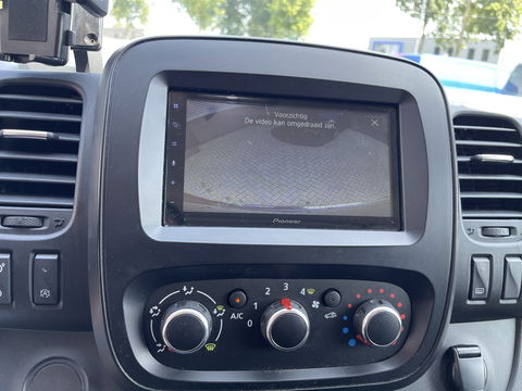 Fiat Talento 2.0 MultiJet 145pk L2H1 Business Pro DC 5 persoons / vaste prijs rijklaar € 20.950 ex btw / lease vanaf € 342 / airco / cruise / camera / trekhaak / grijs metallic / euro 6 / bpm vrij