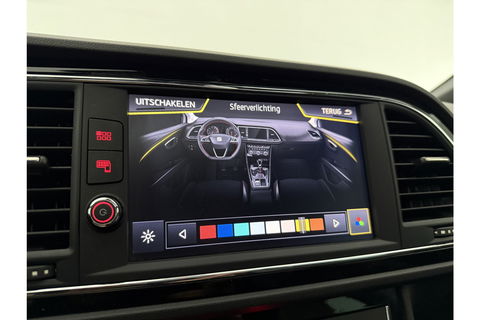 SEAT Leon 1.5 TSI FR 150PK Ultimate Edition Black Pano Beats-audio Sfeer LED Trekhaak Camera Carplay Clima Virtual Navi PDC 18"LMV