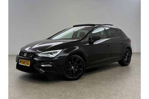 SEAT Leon 1.5 TSI FR 150PK Ultimate Edition Black Pano Beats-audio Sfeer LED Trekhaak Camera Carplay Clima Virtual Navi PDC 18"LMV