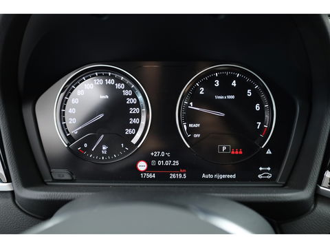 BMW X1 xDrive25e Sport line | Navi | Harman Kardon | Camera | Stoelverw. | 19'' | Elek. Achterklep