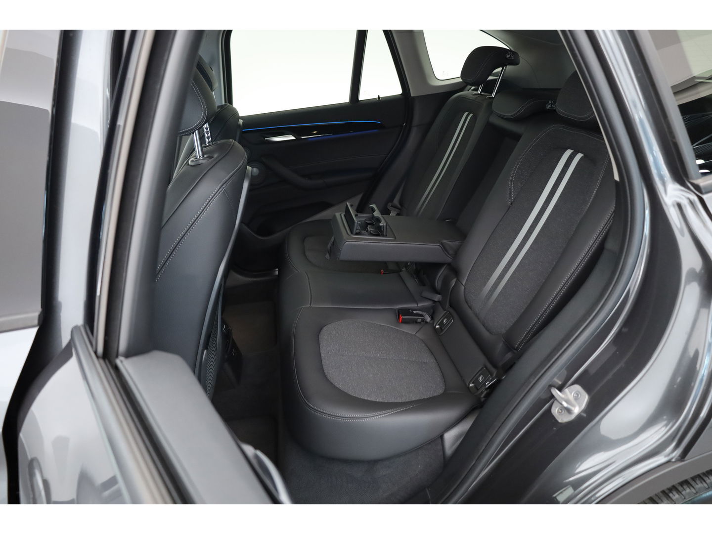 BMW X1 xDrive25e Sport line | Navi | Harman Kardon | Camera | Stoelverw. | 19'' | Elek. Achterklep