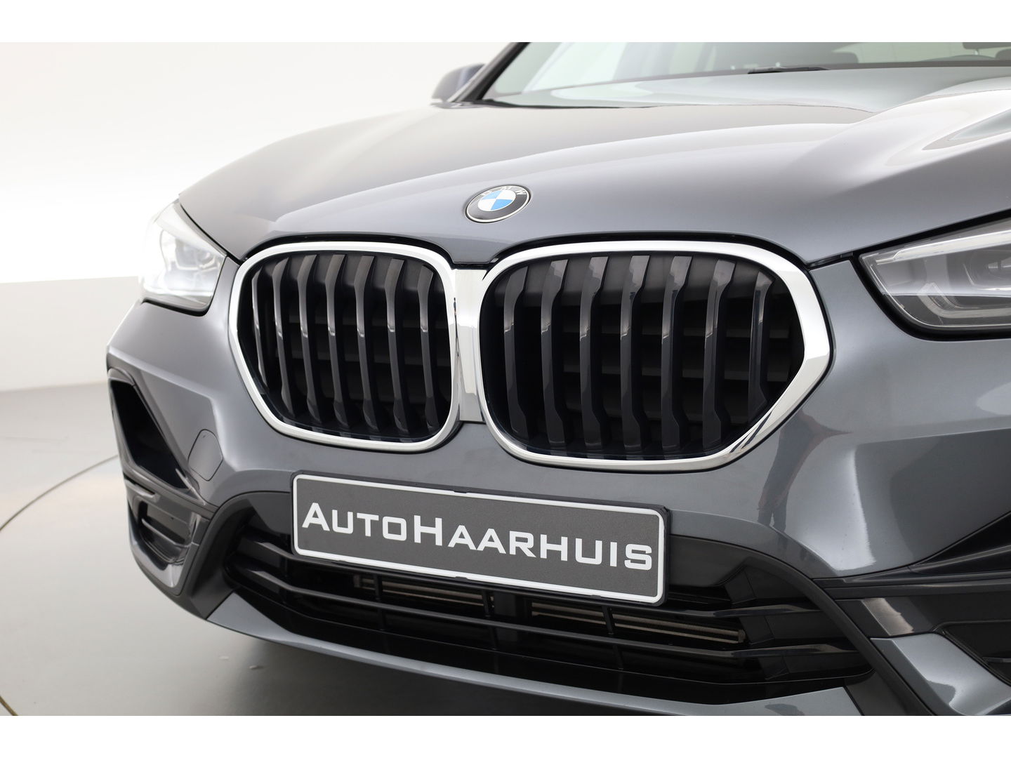 BMW X1 xDrive25e Sport line | Navi | Harman Kardon | Camera | Stoelverw. | 19'' | Elek. Achterklep