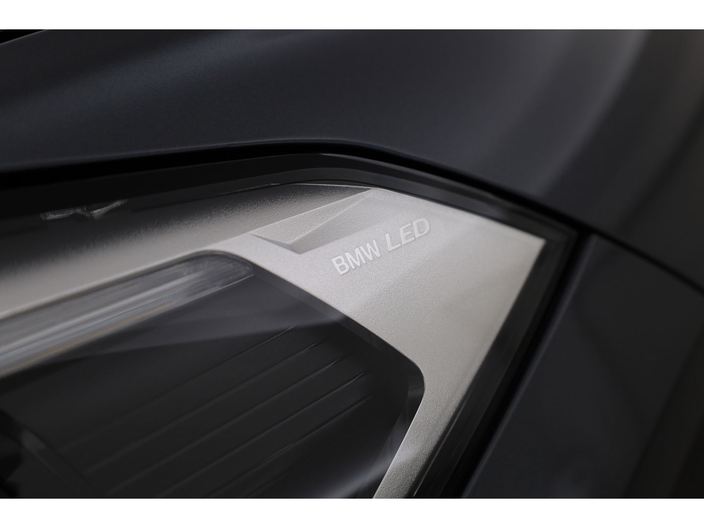 BMW X1 xDrive25e Sport line | Navi | Harman Kardon | Camera | Stoelverw. | 19'' | Elek. Achterklep
