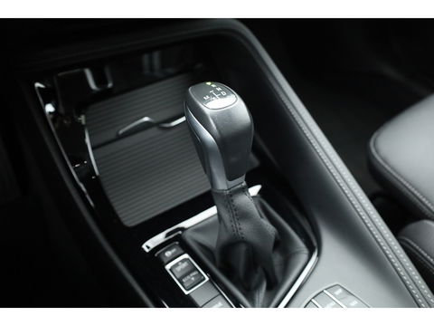 BMW X1 xDrive25e Sport line | Navi | Harman Kardon | Camera | Stoelverw. | 19'' | Elek. Achterklep
