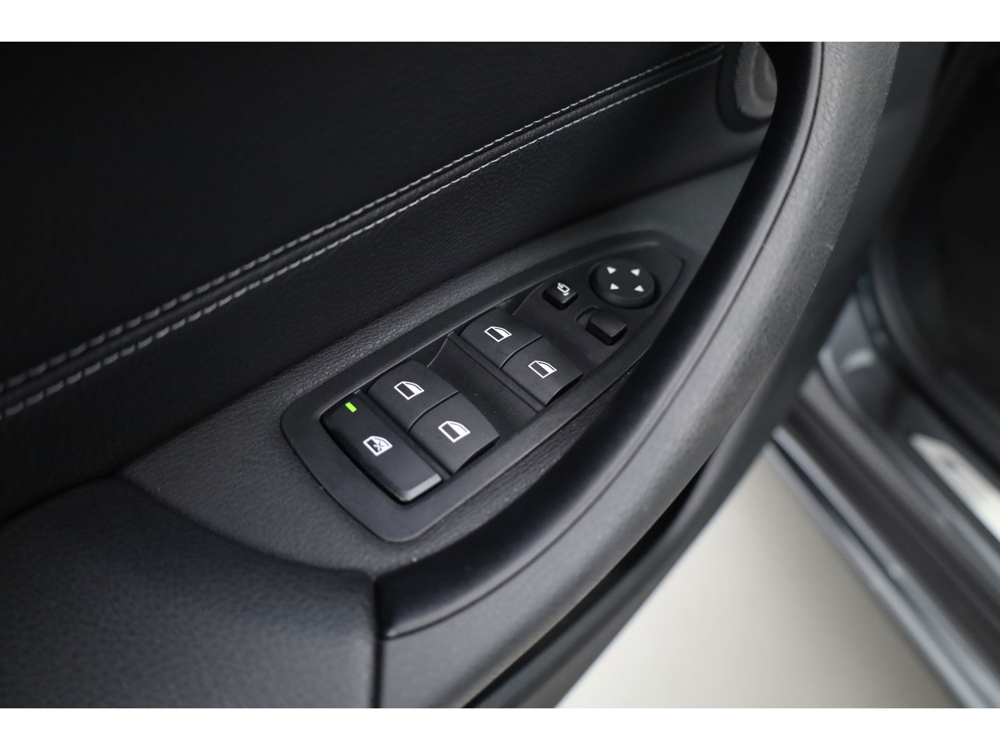 BMW X1 xDrive25e Sport line | Navi | Harman Kardon | Camera | Stoelverw. | 19'' | Elek. Achterklep