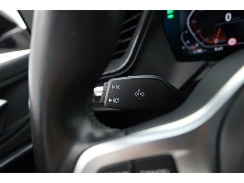 BMW 2 Serie Gran Coupé 218i M Sport | HUD | 18'' | Stoelverw. | Apple CarPlay | Navi