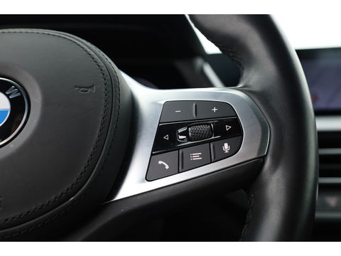 BMW 2 Serie Gran Coupé 218i M Sport | HUD | 18'' | Stoelverw. | Apple CarPlay | Navi