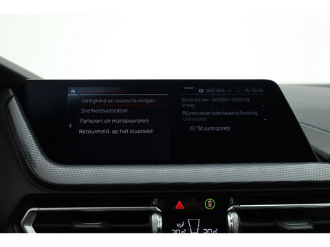 BMW 2 Serie Gran Coupé 218i M Sport | HUD | 18'' | Stoelverw. | Apple CarPlay | Navi