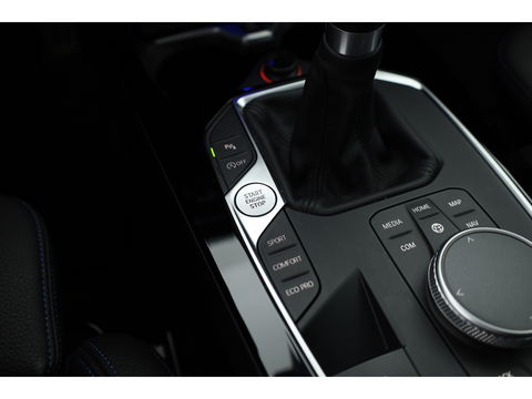 BMW 2 Serie Gran Coupé 218i M Sport | HUD | 18'' | Stoelverw. | Apple CarPlay | Navi