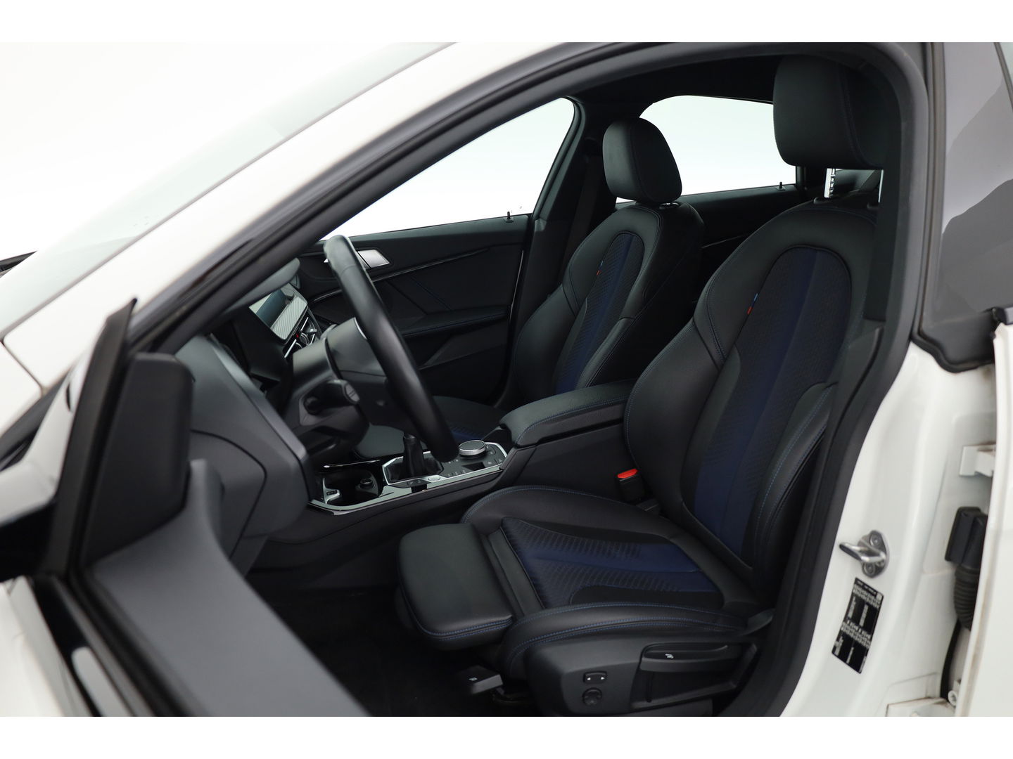 BMW 2 Serie Gran Coupé 218i M Sport | HUD | 18'' | Stoelverw. | Apple CarPlay | Navi