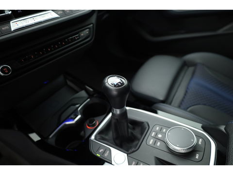 BMW 2 Serie Gran Coupé 218i M Sport | HUD | 18'' | Stoelverw. | Apple CarPlay | Navi