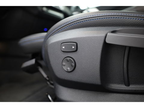 BMW 2 Serie Gran Coupé 218i M Sport | HUD | 18'' | Stoelverw. | Apple CarPlay | Navi