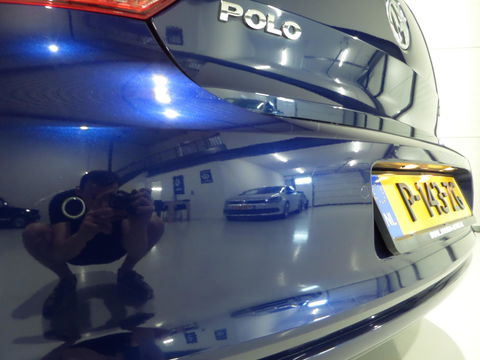 Volkswagen Polo 1.2 TSI DSG Highline Automaat! Stoelverwarming Bluetooth Cruise-control, van 2e eigenaar in uniek mooie staat !