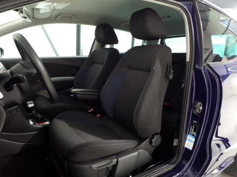 Volkswagen Polo 1.2 TSI DSG Highline Automaat! Stoelverwarming Bluetooth Cruise-control, van 2e eigenaar in uniek mooie staat !