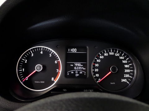 Volkswagen Polo 1.2 TSI DSG Highline Automaat! Stoelverwarming Bluetooth Cruise-control, van 2e eigenaar in uniek mooie staat !