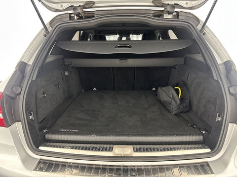 Mercedes-Benz C-Klasse Estate 350 e Lease Edition Aut. *FULL-LEATHER | FULL-LED | BURMESTER-SOUND | AIRMATIC | NAVI-FULLMAP | CAMERA | HEATED-SEATS | 17''ALU | ECC | PDC | CRUISE*