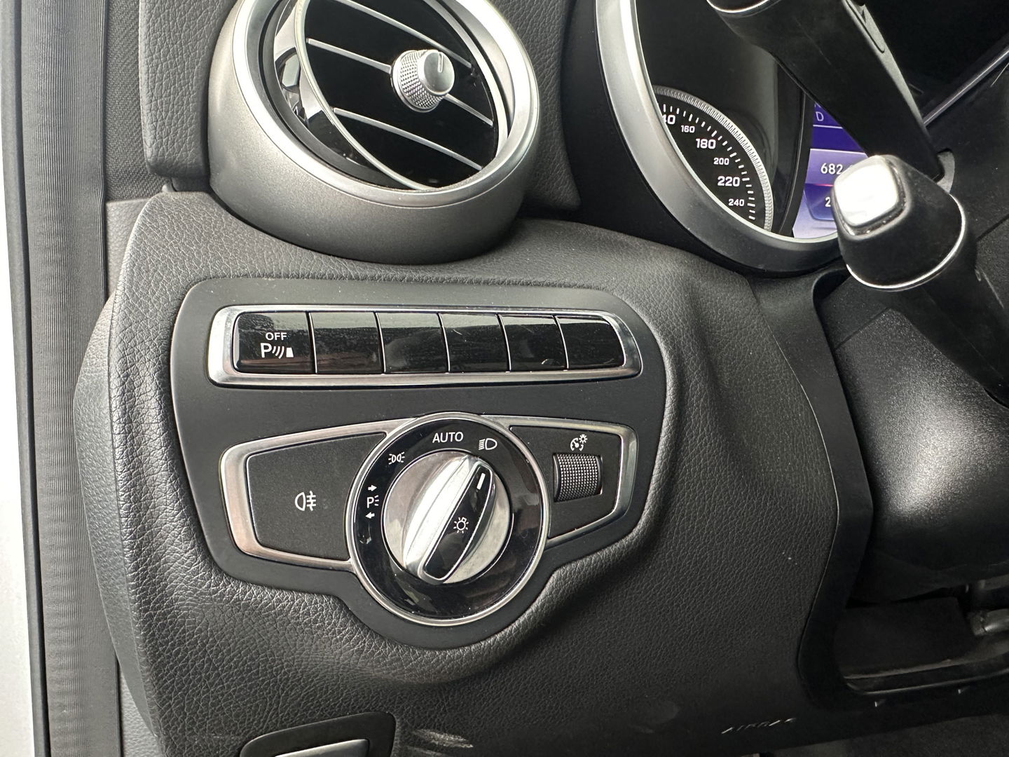 Mercedes-Benz C-Klasse Estate 350 e Lease Edition Aut. *FULL-LEATHER | FULL-LED | BURMESTER-SOUND | AIRMATIC | NAVI-FULLMAP | CAMERA | HEATED-SEATS | 17''ALU | ECC | PDC | CRUISE*