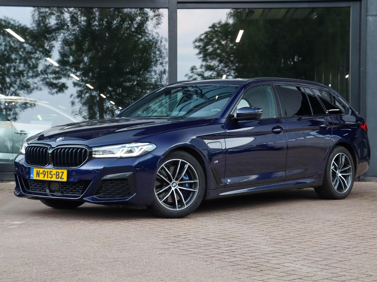 BMW 5 Serie Touring 530e High Executive M Sport | Panodak | Harman Kardon | Adapt. Cruise | Trekhaak
