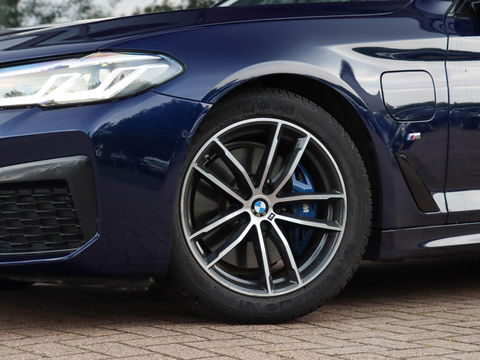 BMW 5 Serie Touring 530e High Executive M Sport | Panodak | Harman Kardon | Adapt. Cruise | Trekhaak