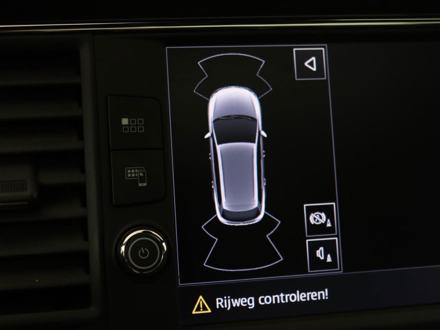 SEAT Leon 1.5 TSI FR Ultimate Edition Black | Panoramadak | Stoelverwarming | Adaptive cruise | Beats Audio | Sfeerverlichting | Carplay | Leder/Alcantara | Full LED | Virtual Cockpit | Keyless | Navigatie