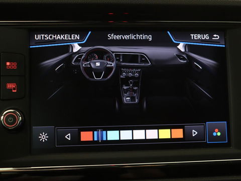 SEAT Leon 1.5 TSI FR Ultimate Edition Black | Panoramadak | Stoelverwarming | Adaptive cruise | Beats Audio | Sfeerverlichting | Carplay | Leder/Alcantara | Full LED | Virtual Cockpit | Keyless | Navigatie